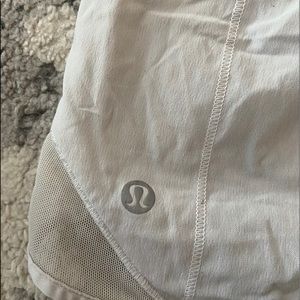 Lululemon hotty hot shorts 4”